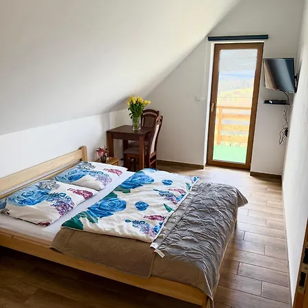 Pod Lachowym Groniem 펜션 *